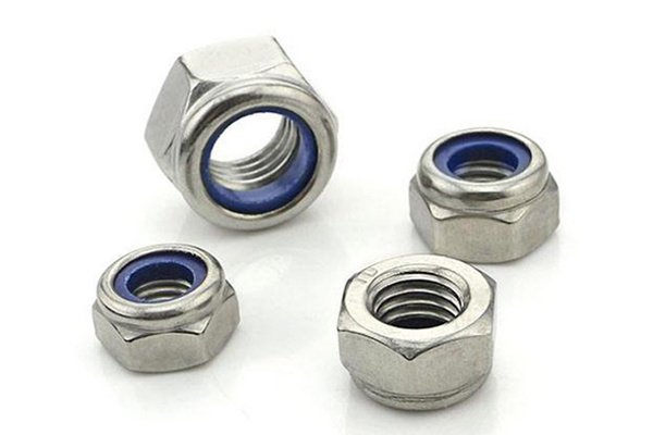 Tools for Installing Wheel Lug Nuts